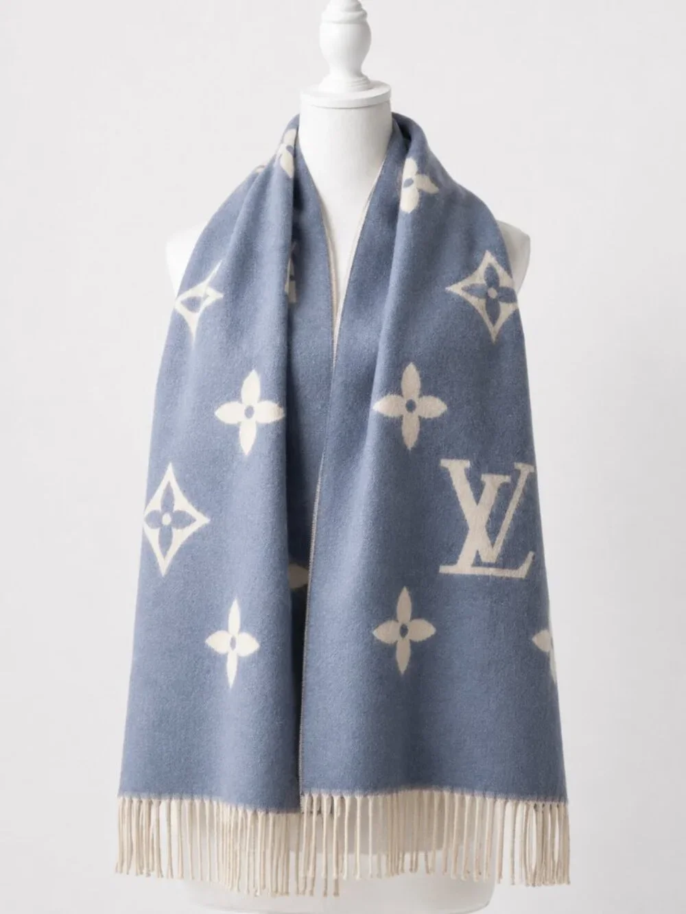 Luxury Blue Ivory 100% Cashmere Oversized Monogram Scarf Wrap Fringe 70 x 25